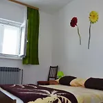 Rosa Apartman